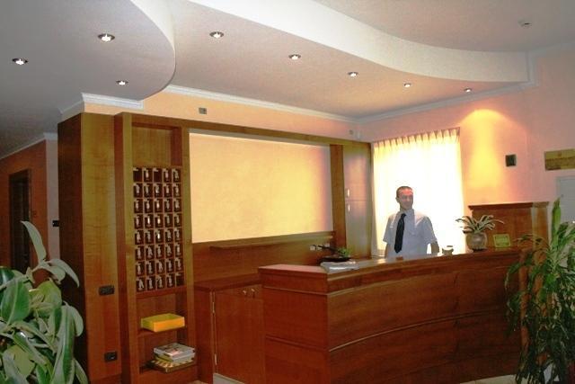 Locanda Sant'Ambrogio Cislago Εξωτερικό φωτογραφία